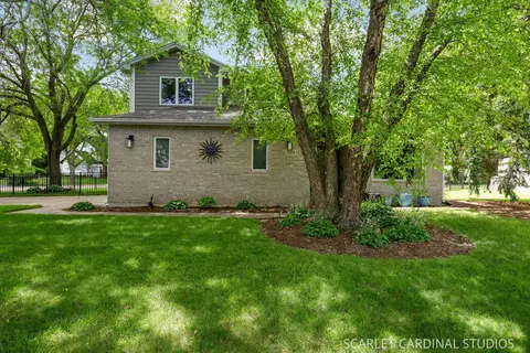 1304 Clark St, North Aurora, IL 60542