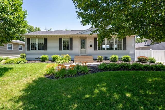 2211 N Ohio Ave, Davenport, IA 52804