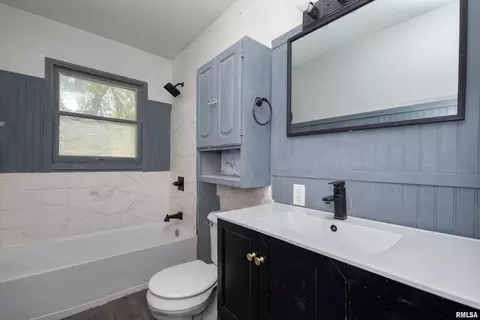 3823 15th St, Moline, IL 61265 photo 21