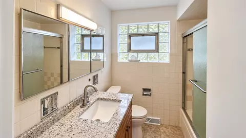 Bath - 7226 W 60th Pl, Summit, IL 60501 photo 1 of 1