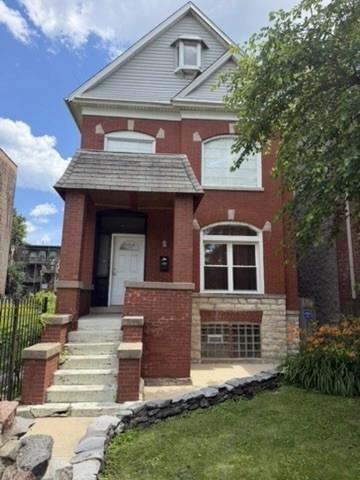 6619 S Ellis Ave, Chicago, IL 60637