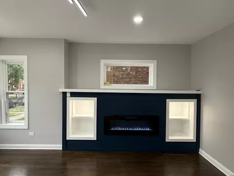 7932 S Champlain Ave, Chicago, IL 60619 photo 3