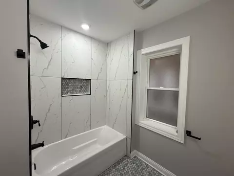 7932 S Champlain Ave, Chicago, IL 60619 photo 9
