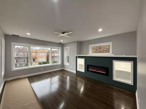 7932 S Champlain Ave, Chicago, IL 60619 photo 15