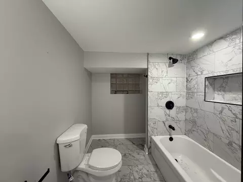7932 S Champlain Ave, Chicago, IL 60619 photo 32