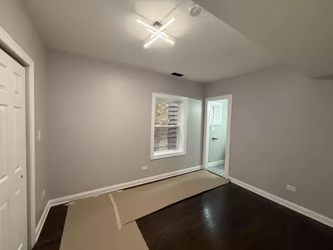 7932 S Champlain Ave, Chicago, IL 60619 photo 12