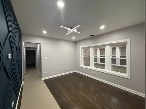 7932 S Champlain Ave, Chicago, IL 60619 photo 6