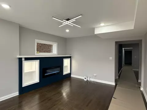 7932 S Champlain Ave, Chicago, IL 60619 photo 4