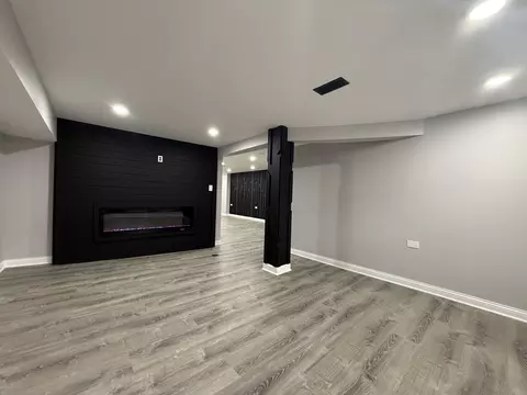7932 S Champlain Ave, Chicago, IL 60619 photo 27