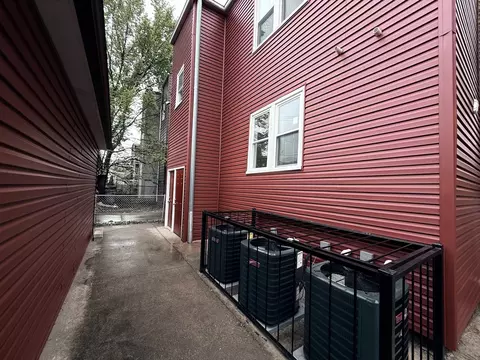 7932 S Champlain Ave, Chicago, IL 60619 photo 36
