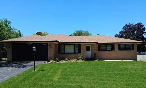 1301 Easton Pkwy, Rockford, IL 61108