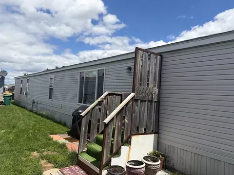 11 Beech St, Minooka, IL 60447 photo 2