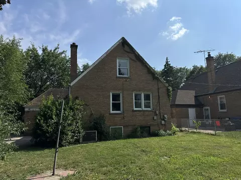 Exterior - 1717 Mannheim Rd, Des Plaines, IL 60018 photo 2 of 3