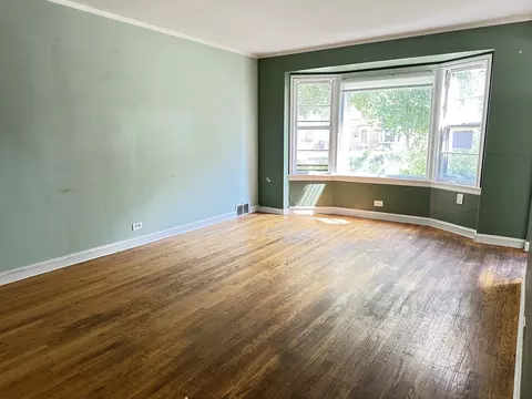 Living - 1717 Mannheim Rd, Des Plaines, IL 60018 photo 1 of 2