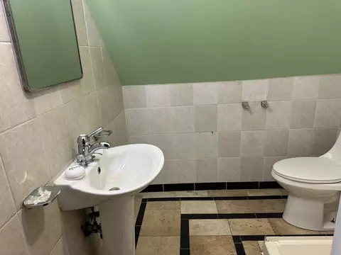 Bath - 1717 Mannheim Rd, Des Plaines, IL 60018 photo 3 of 4