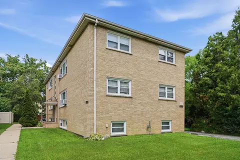 10500 Lyman Ave, Chicago Ridge, IL 60415