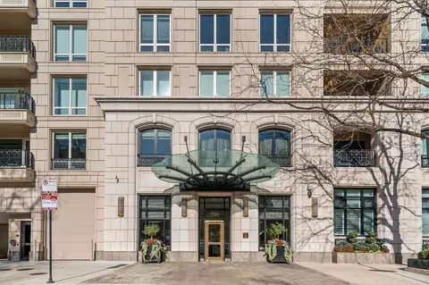 840 N Lake Shore Dr #603, Chicago, IL 60611