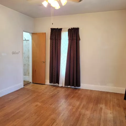 411 39th St, Moline, IL 61265 photo 11