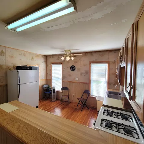 411 39th St, Moline, IL 61265 photo 20