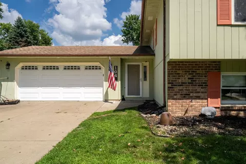 Exterior - 104 Nottingham Chase Chase, Normal, IL 61761 photo 2 of 9