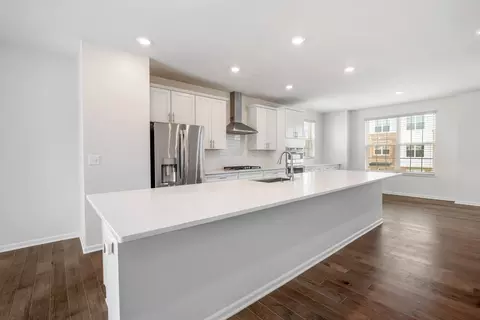 2961 Reflection Dr, Naperville, IL 60564 photo 8