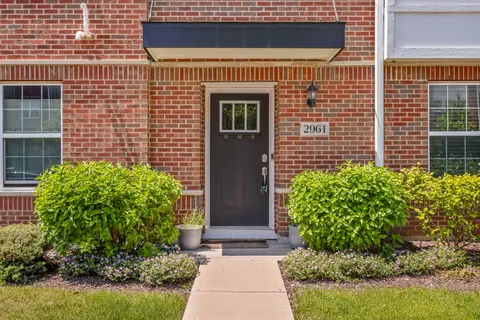 2961 Reflection Dr, Naperville, IL 60564 photo 3