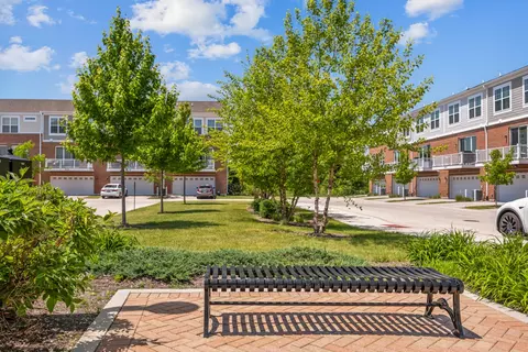 2961 Reflection Dr, Naperville, IL 60564 photo 25