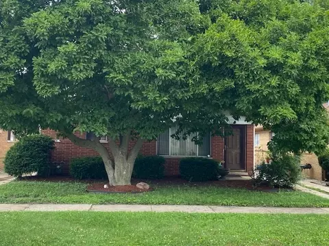 384 Greenbay Ave, Calumet City, IL 60409