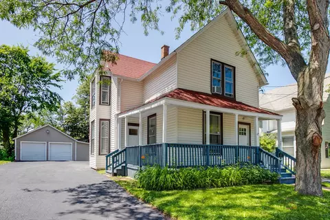 228 S Lincoln Ave, Waukegan, IL 60085