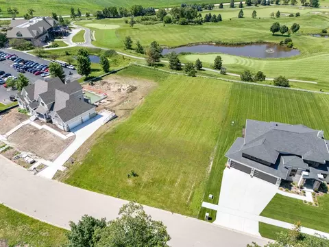 7629 Clubhouse Dr, Yorkville, IL 60560