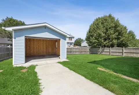 Exterior - 1844 Kendall Ridge Blvd, Plainfield, IL 60586 photo 4 of 4
