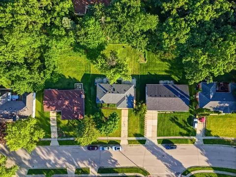 View/Area - 4605 Ashley Dr, Mchenry, IL 60050 photo 4 of 4