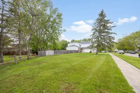 Exterior - 1705 N Ryan St, Mchenry, IL 60050 photo 3 of 4