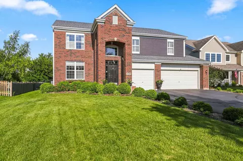 11109 Caldwell Dr, Huntley, IL 60142