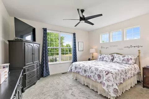 Bedroom - 6706 Killala Dr, Mchenry, IL 60050 photo 1 of 2
