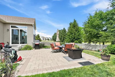 Exterior - 6706 Killala Dr, Mchenry, IL 60050 photo 5 of 7