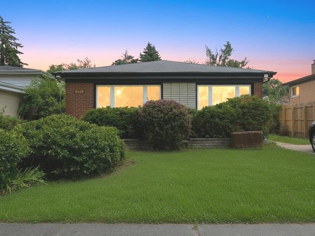 8113 Central Ave, Morton Grove, IL 60053