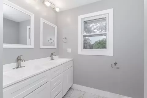 Bath - 707 Chester Dr, Normal, IL 61761 photo 1 of 3