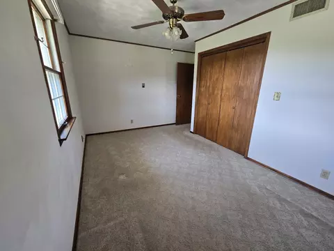 11957 E Harrison Rd, Mount Vernon, IL 62864 photo 28