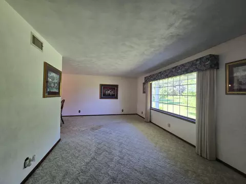 11957 E Harrison Rd, Mount Vernon, IL 62864 photo 13
