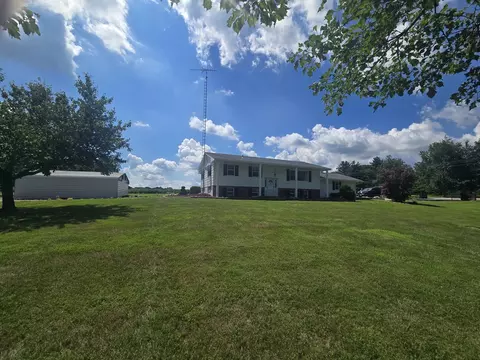 11957 E Harrison Rd, Mount Vernon, IL 62864 photo 4
