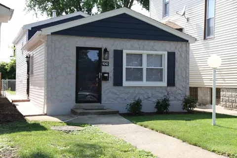 9042 S Emerald Ave, Chicago, IL 60620
