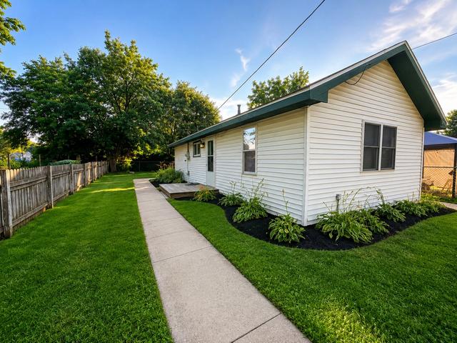 37706 N Nippersink Pl, Spring Grove, IL 60081