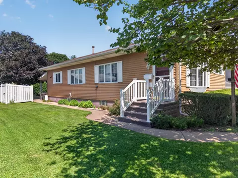 212 Sherman St, Streator, IL 61364