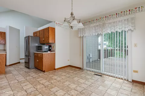 Other - 1911 Chestnut Hill Rd, Plainfield, IL 60586 photo 2 of 8