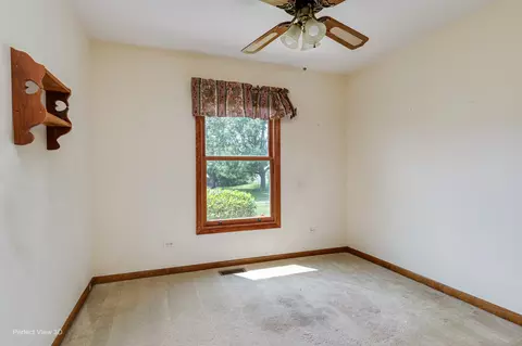 Bedroom - 1911 Chestnut Hill Rd, Plainfield, IL 60586 photo 1 of 6