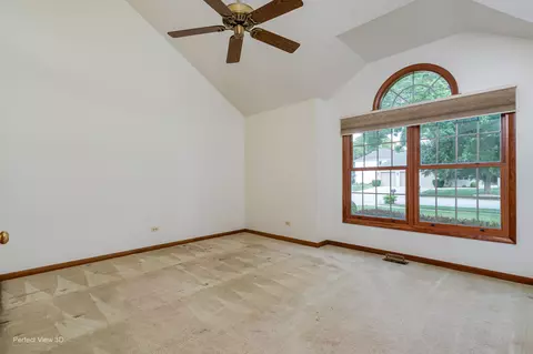 Bedroom - 1911 Chestnut Hill Rd, Plainfield, IL 60586 photo 5 of 6