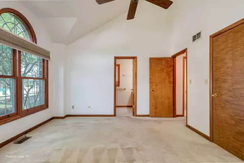 Bedroom - 1911 Chestnut Hill Rd, Plainfield, IL 60586 photo 6 of 6