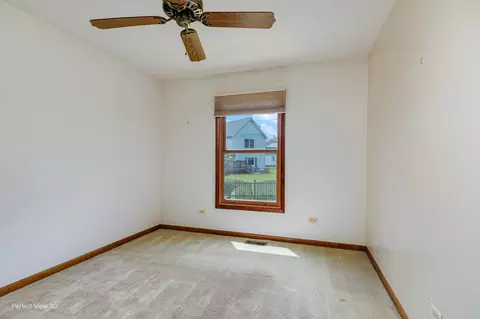 Bedroom - 1911 Chestnut Hill Rd, Plainfield, IL 60586 photo 3 of 6