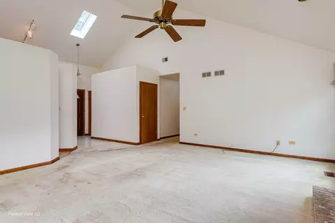 Living - 1911 Chestnut Hill Rd, Plainfield, IL 60586 photo 3 of 3